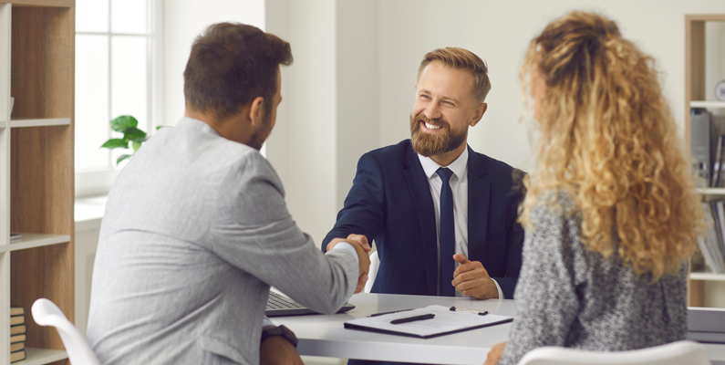 4 Gründe, warum ein Finanzberater beim Hauskauf sinnvoll ist